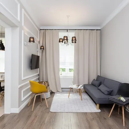 Appartement Cozy & Comfy Chodkiewicza Studio By Renters Krakau