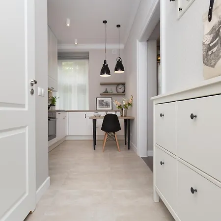 Appartement Cozy & Comfy Chodkiewicza Studio By Renters Krakau