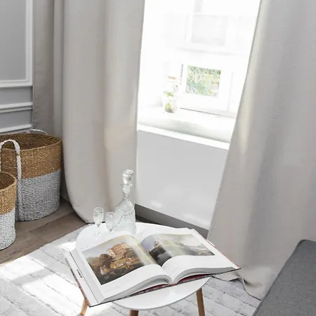 Cozy & Comfy Chodkiewicza Studio By Renters Appartement